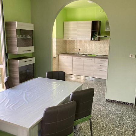 Arcobaleno Benaz 2 Apartment อาออสตา ภายนอก รูปภาพ