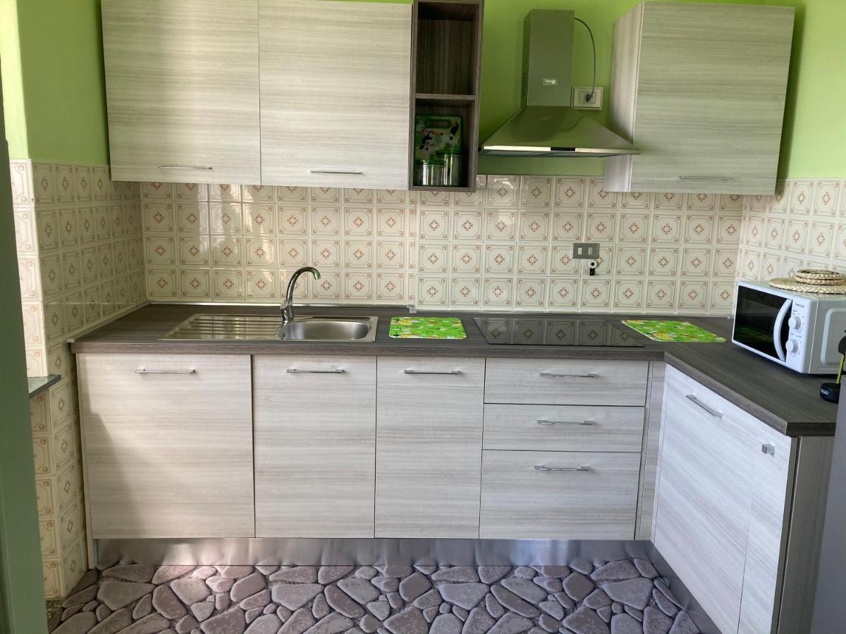 Arcobaleno Benaz 2 Apartment อาออสตา ภายนอก รูปภาพ
